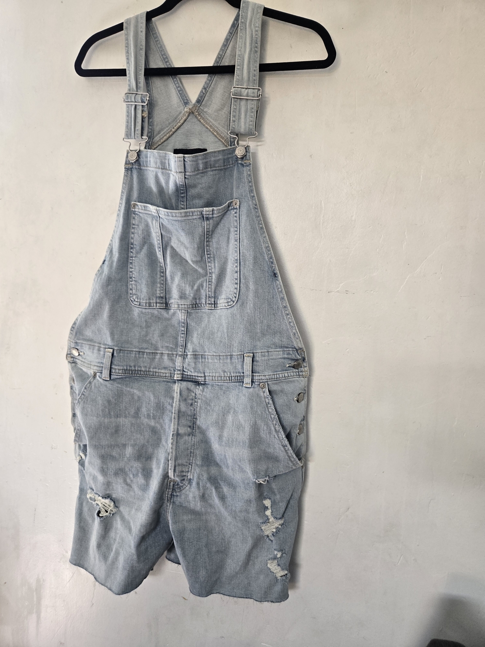 Abercrombie & Fitch Light Wash Denim Short Overalls